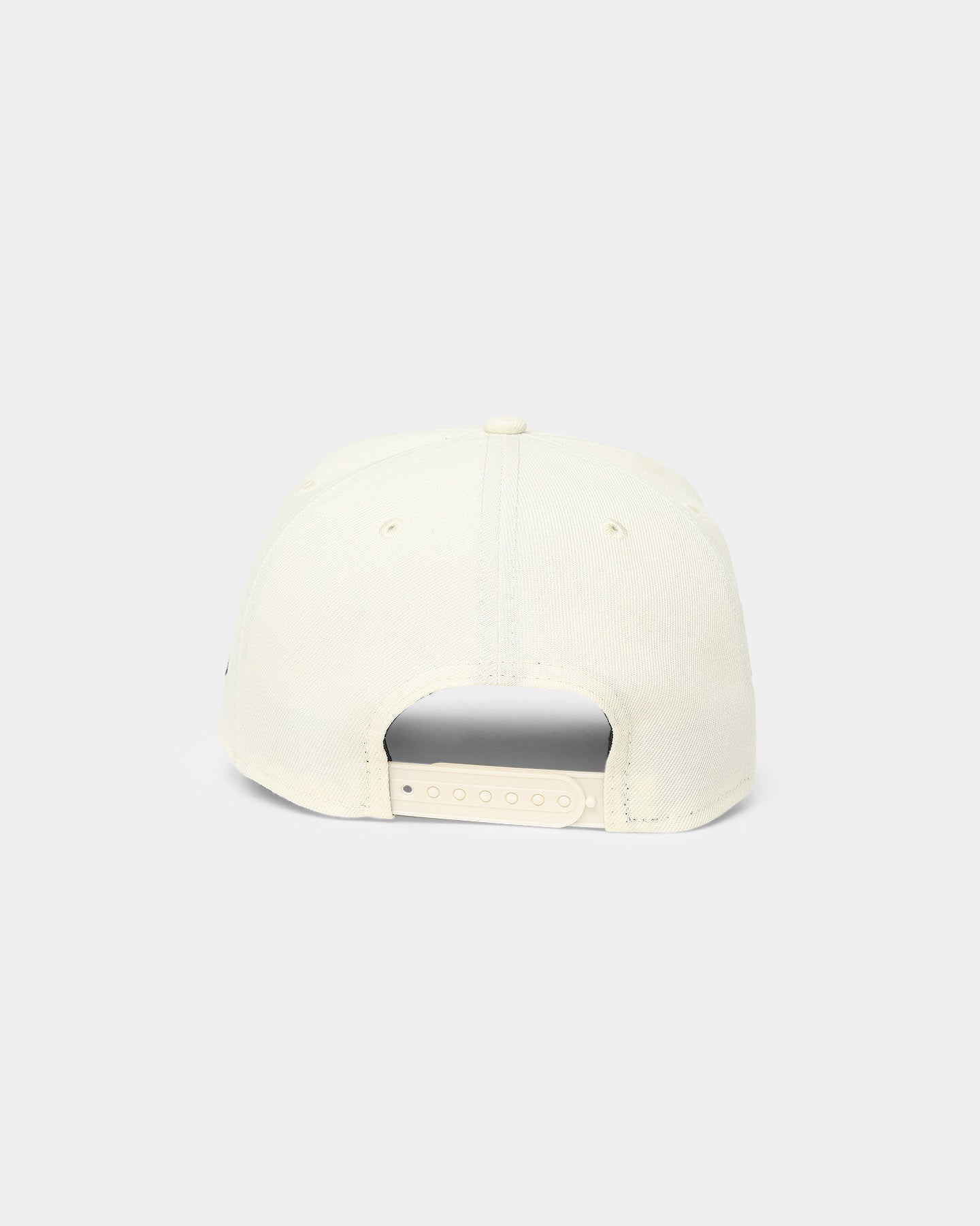 New Era New York Yankees 1999 'Off White World Series Side Patch' Old Golfer Snapback Chrome White