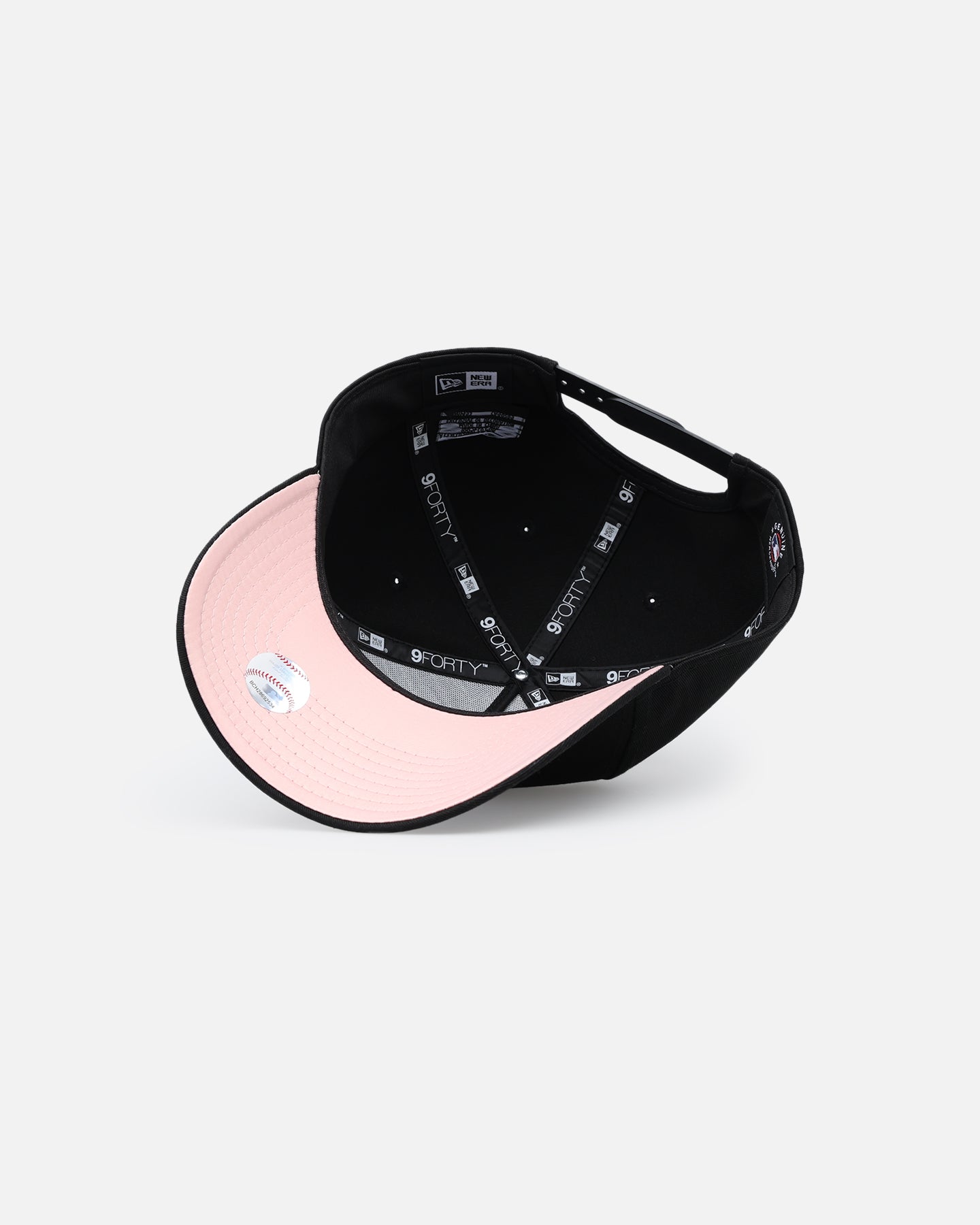 New Era San Francisco Giants 'Pink Satin Hearts' 9FORTY A-Frame Snapback Black/White