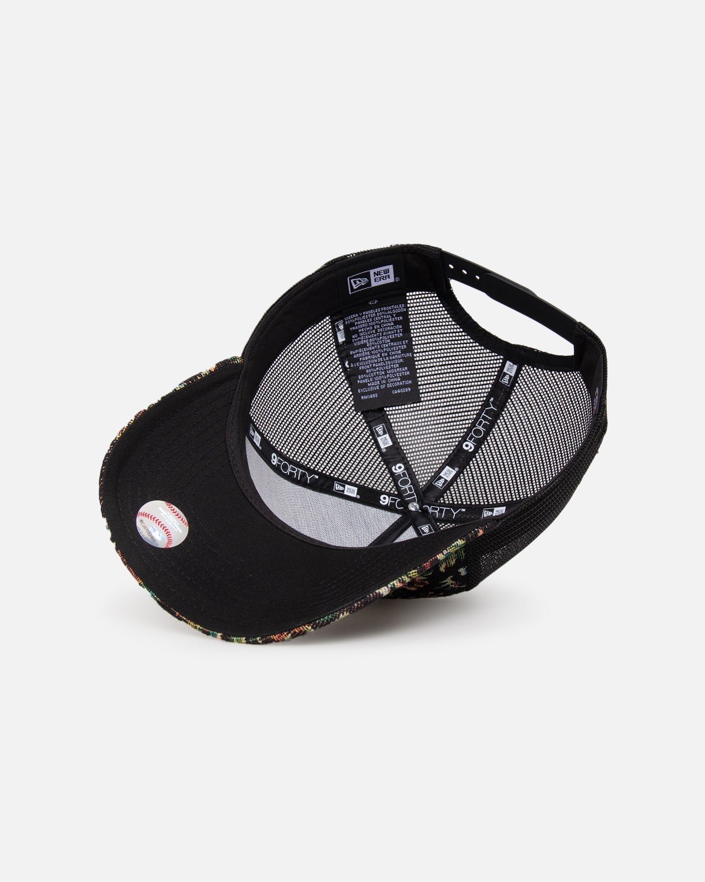 New Era New York Yankees 'Black Floral Tapestry' 9FORTY A-Frame Trucker Snapback Tapestry