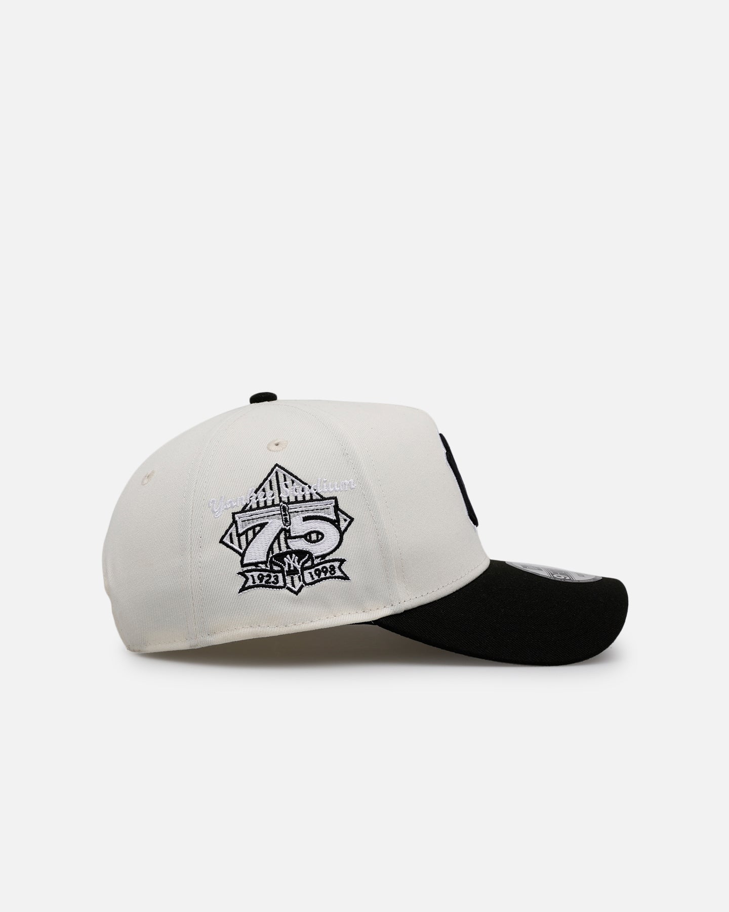 New Era New York Yankees 'Chrome Black' 9FORTY A-Frame Snapback Chrome/Black