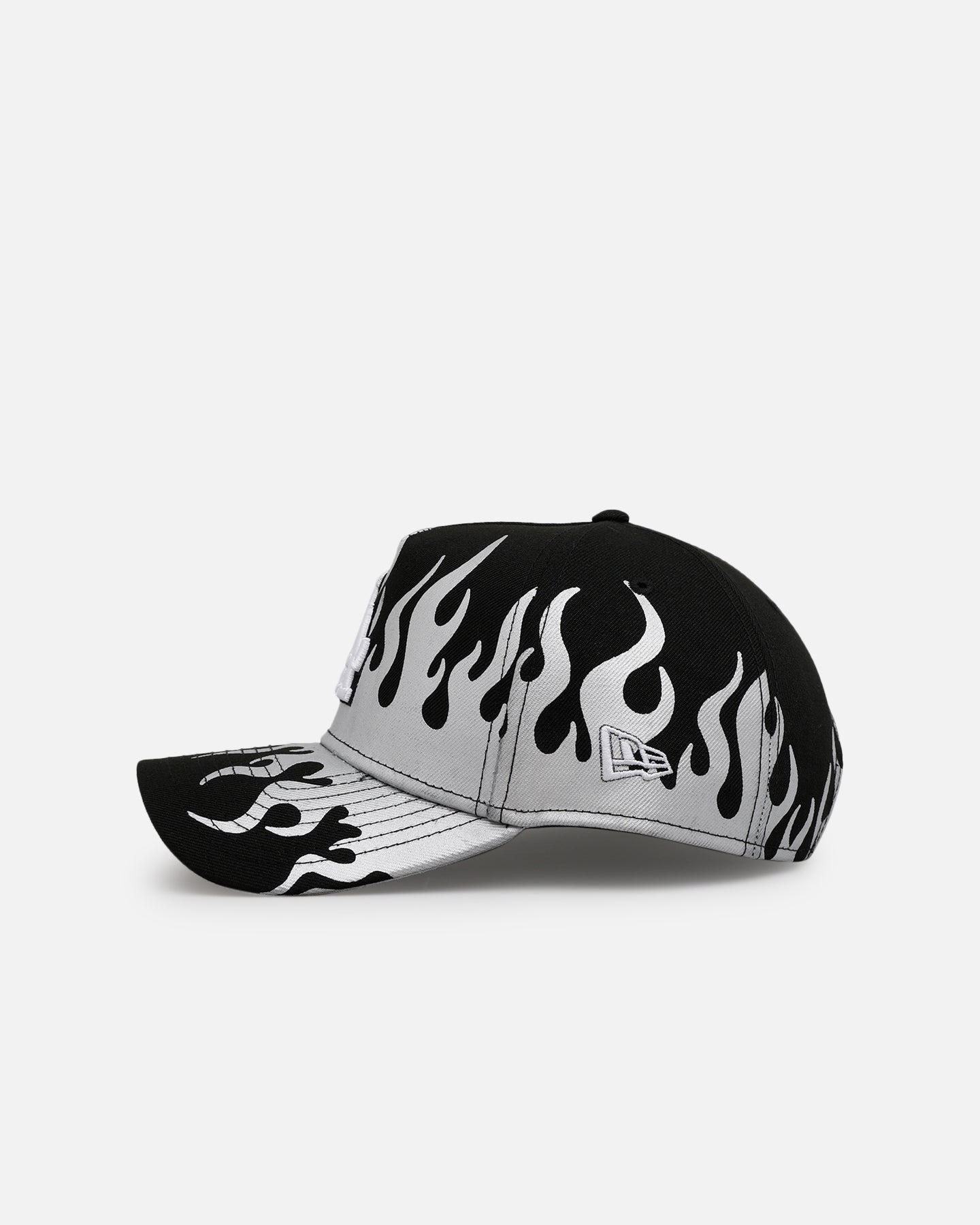 New Era Los Angeles Dodgers 'Metallic Flames' 9FORTY A-Frame Snapback Black/Silver
