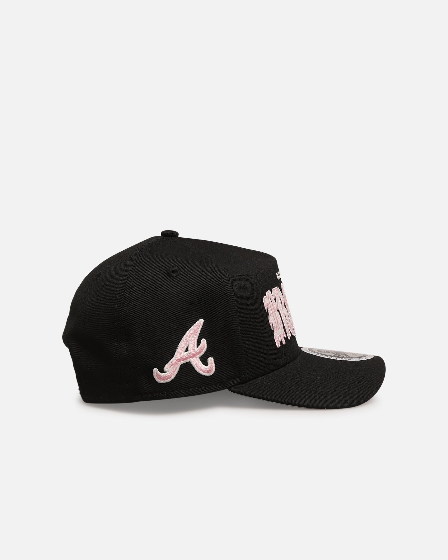 New Era Atlanta Braves 'Drip Glow Script' 9FORTY A-Frame Snapback Black/Pink