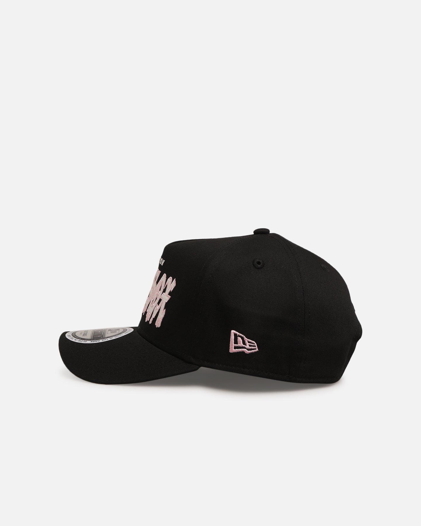 New Era Boston Red Sox 'Drip Glow Script' 9FORTY A-Frame Snapback Black/Pink