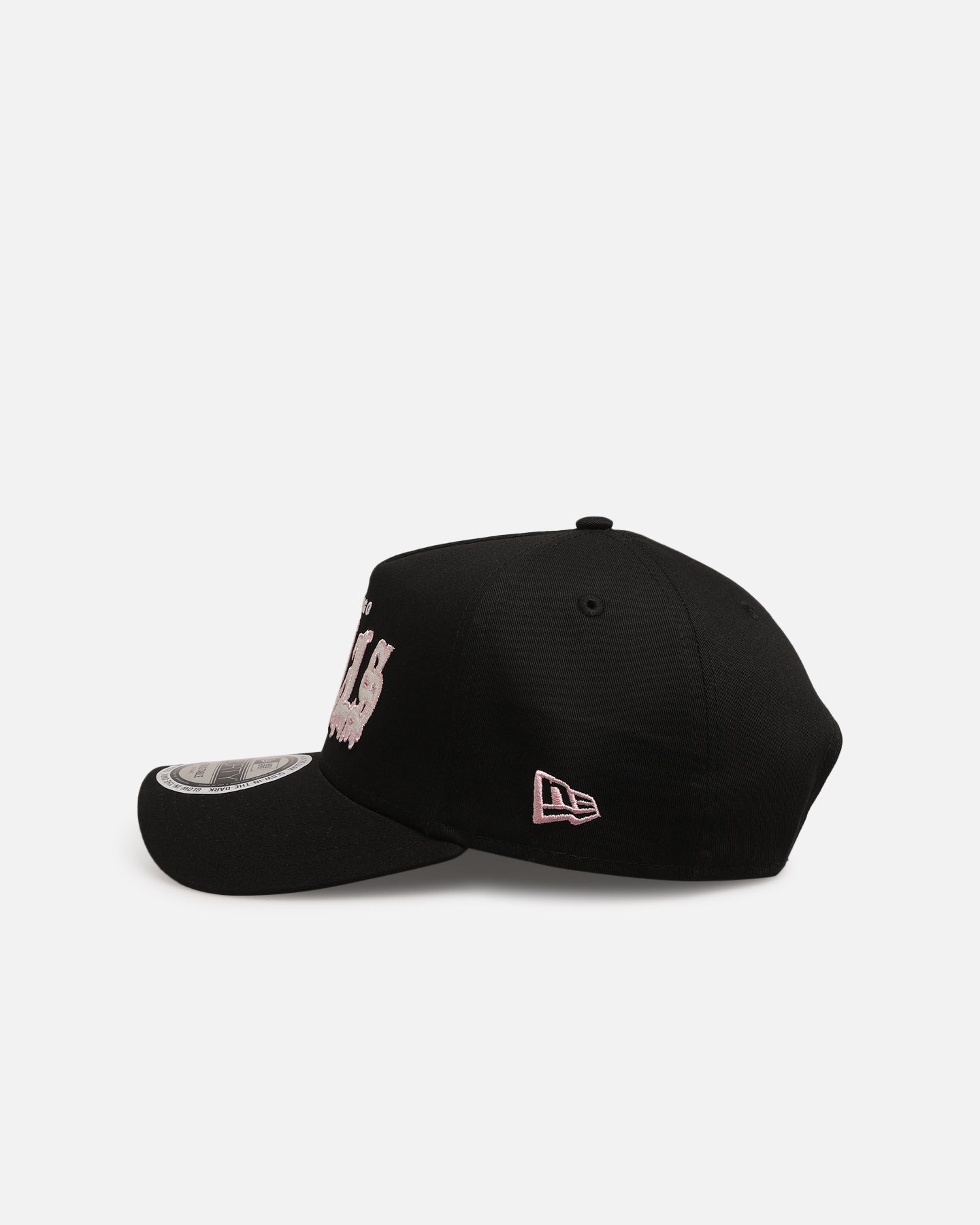 New Era Chicago Bulls 'Drip Glow Script' 9FORTY A-Frame Snapback Black/Pink