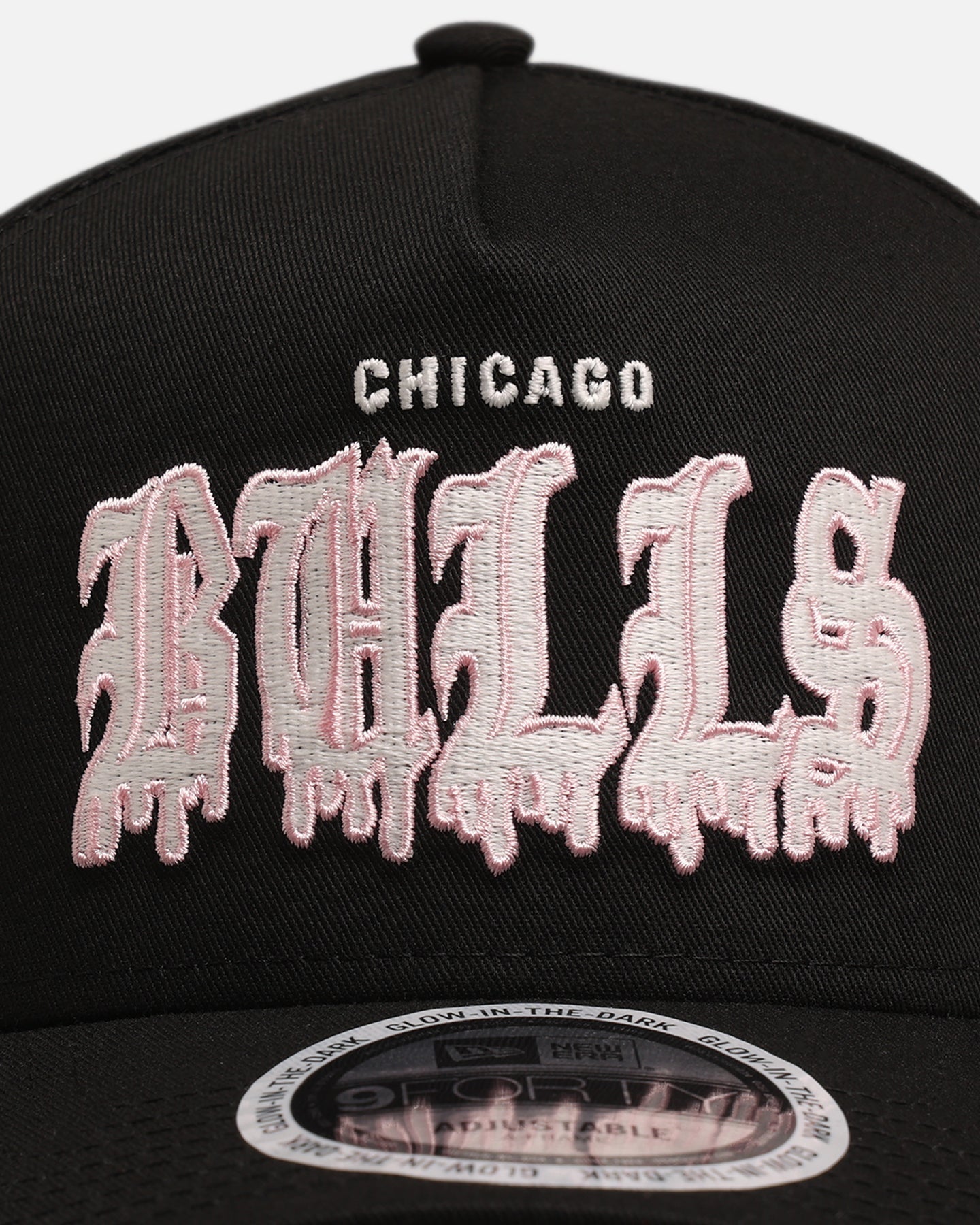 New Era Chicago Bulls 'Drip Glow Script' 9FORTY A-Frame Snapback Black/Pink