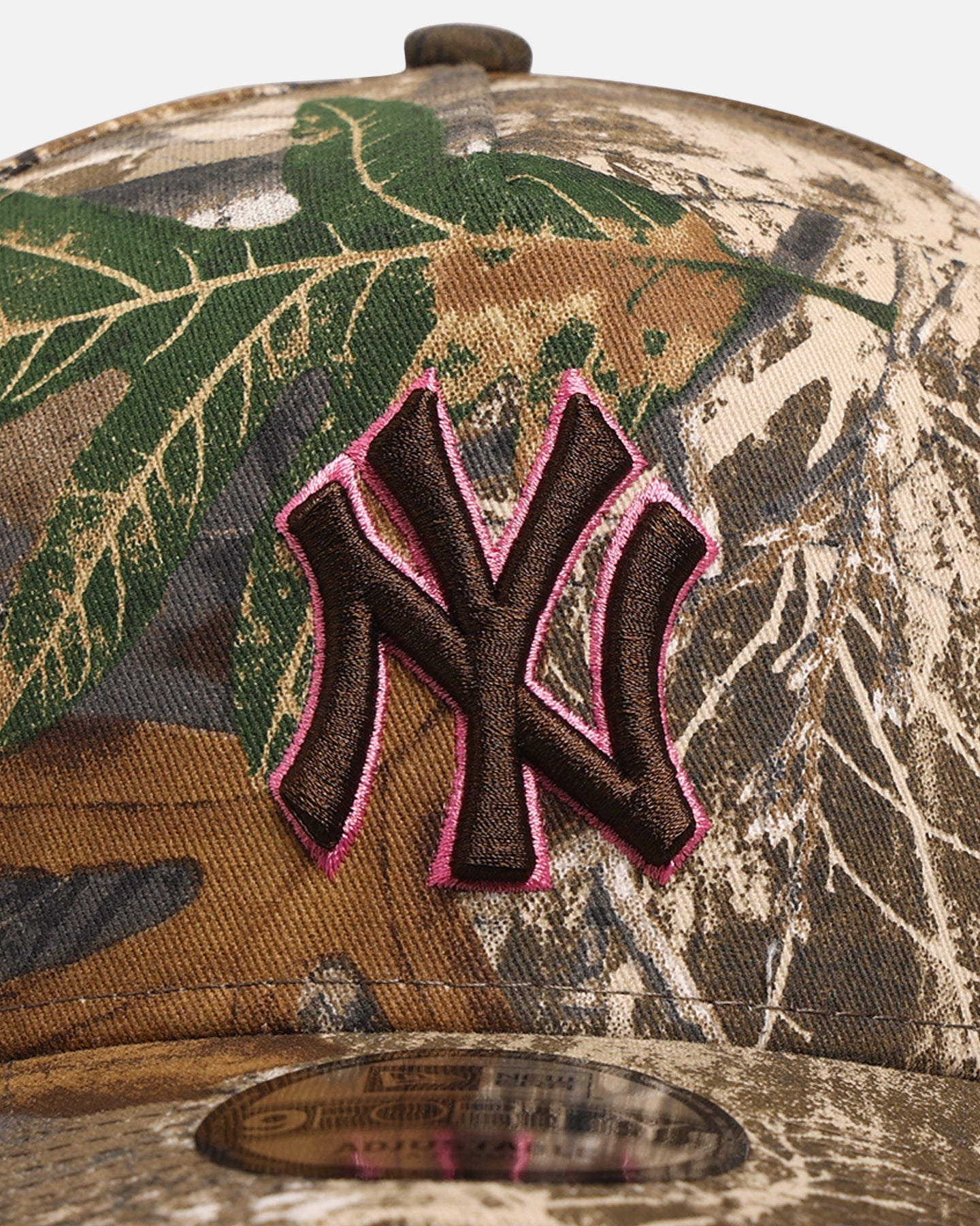 New Era New York Yankees 'Realtree Pink' 9FORTY A-Frame Snapback Real Tree/Pink