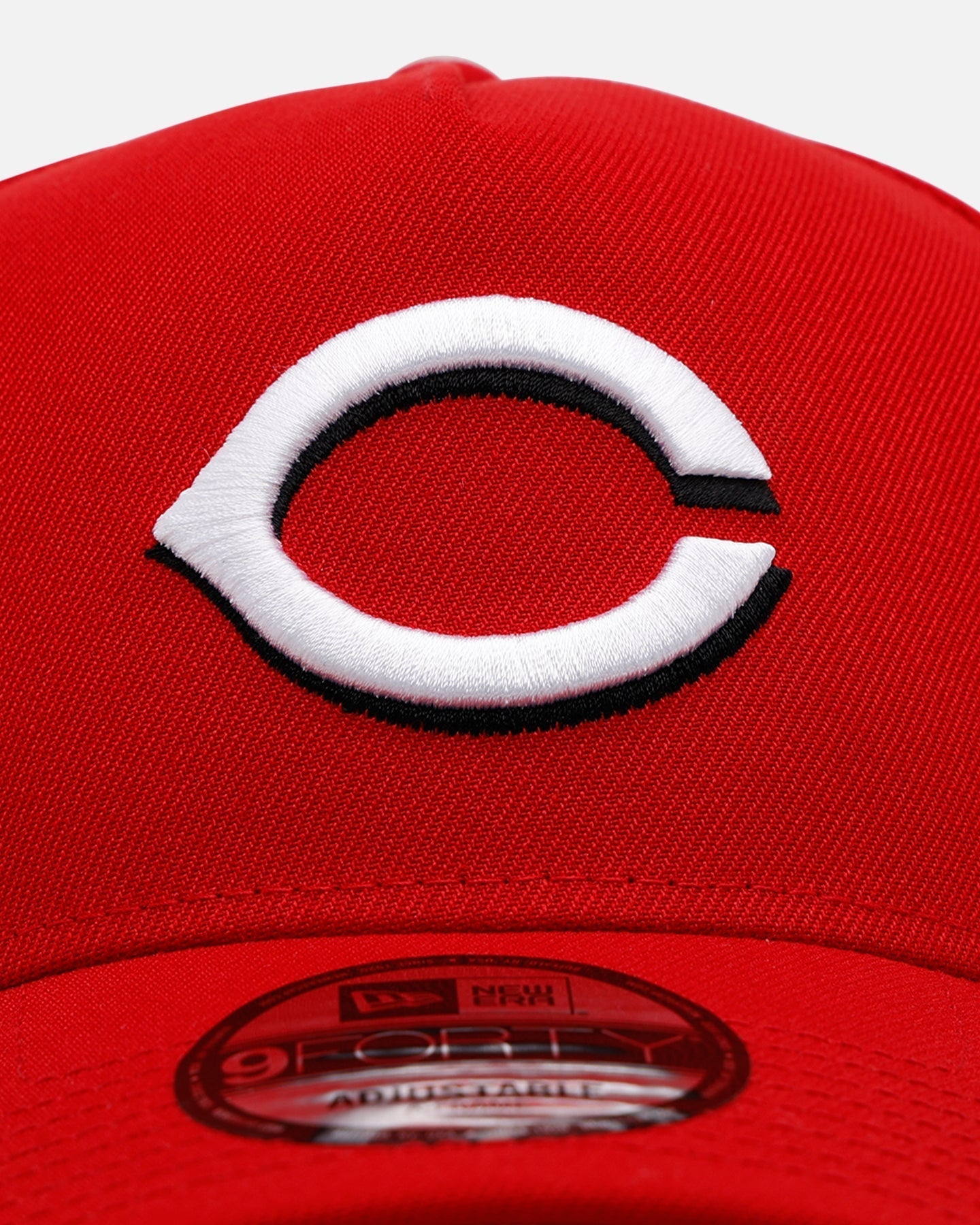 New Era Cincinnati Reds 'College Crossover' Cincinnati Bearcats 9FORTY A-Frame Snapback Official Team Color