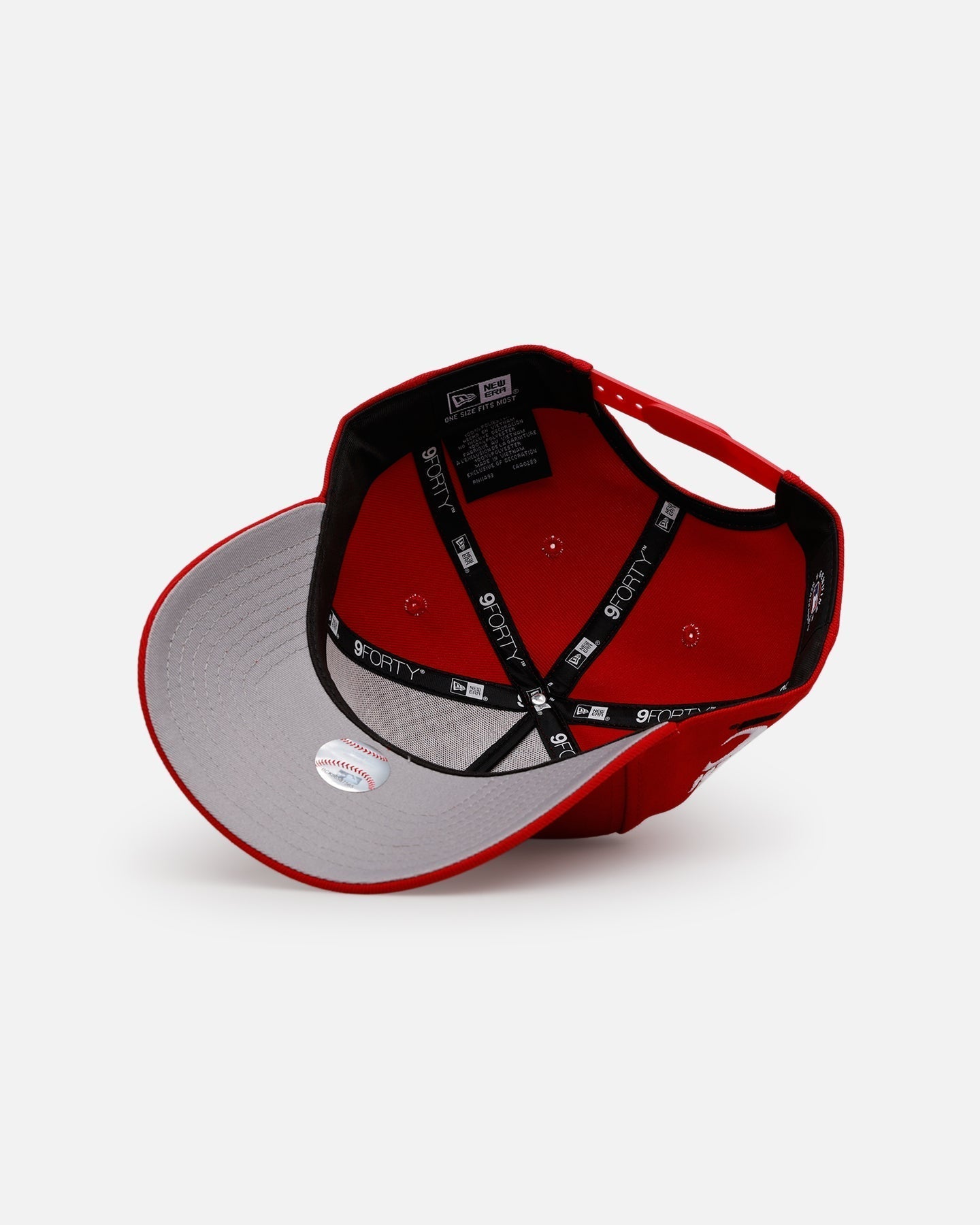 New Era Cincinnati Reds 'College Crossover' Cincinnati Bearcats 9FORTY A-Frame Snapback Official Team Color