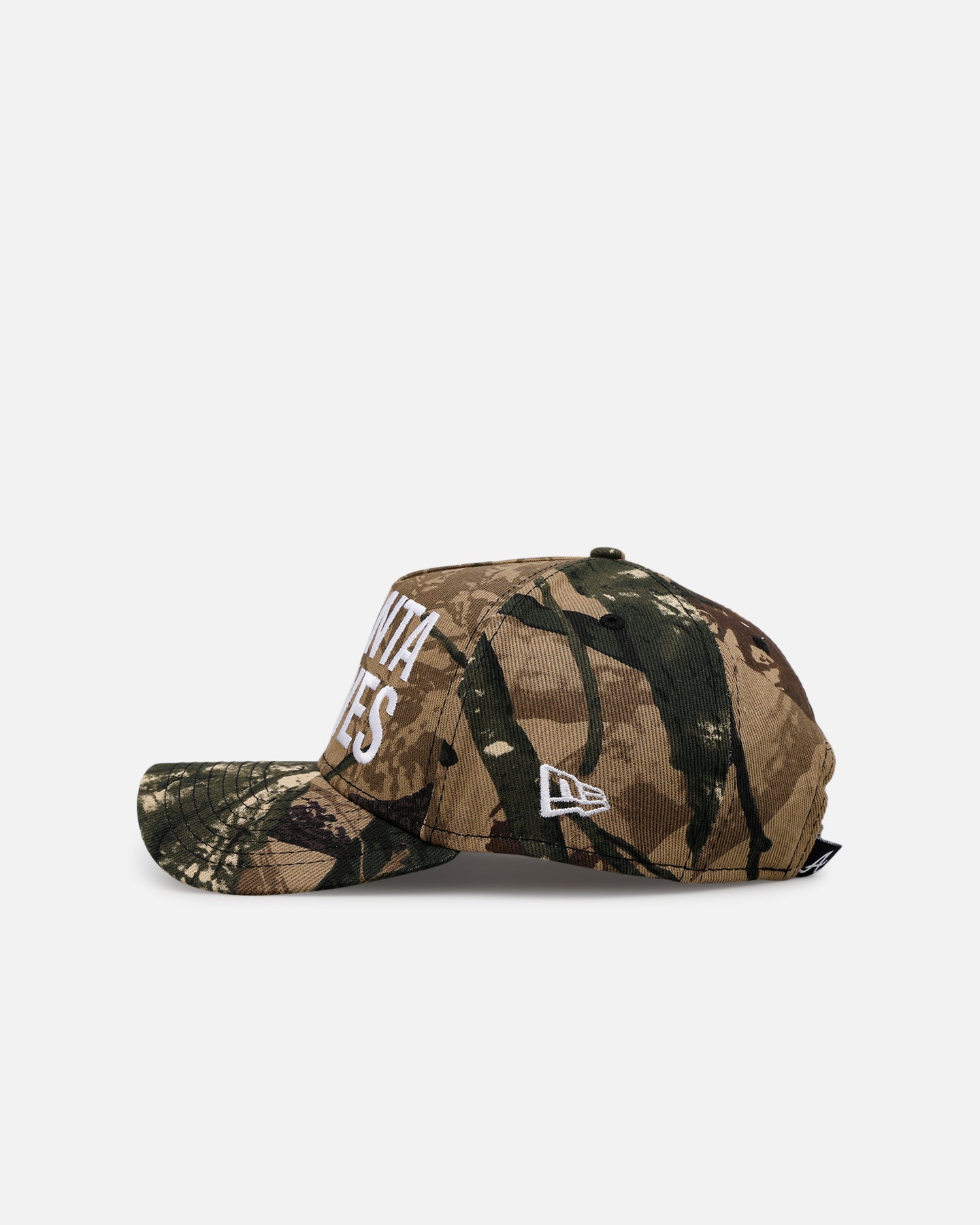 New Era Atlanta Braves 'Bold' 9FORTY A-Frame Strapback Camo