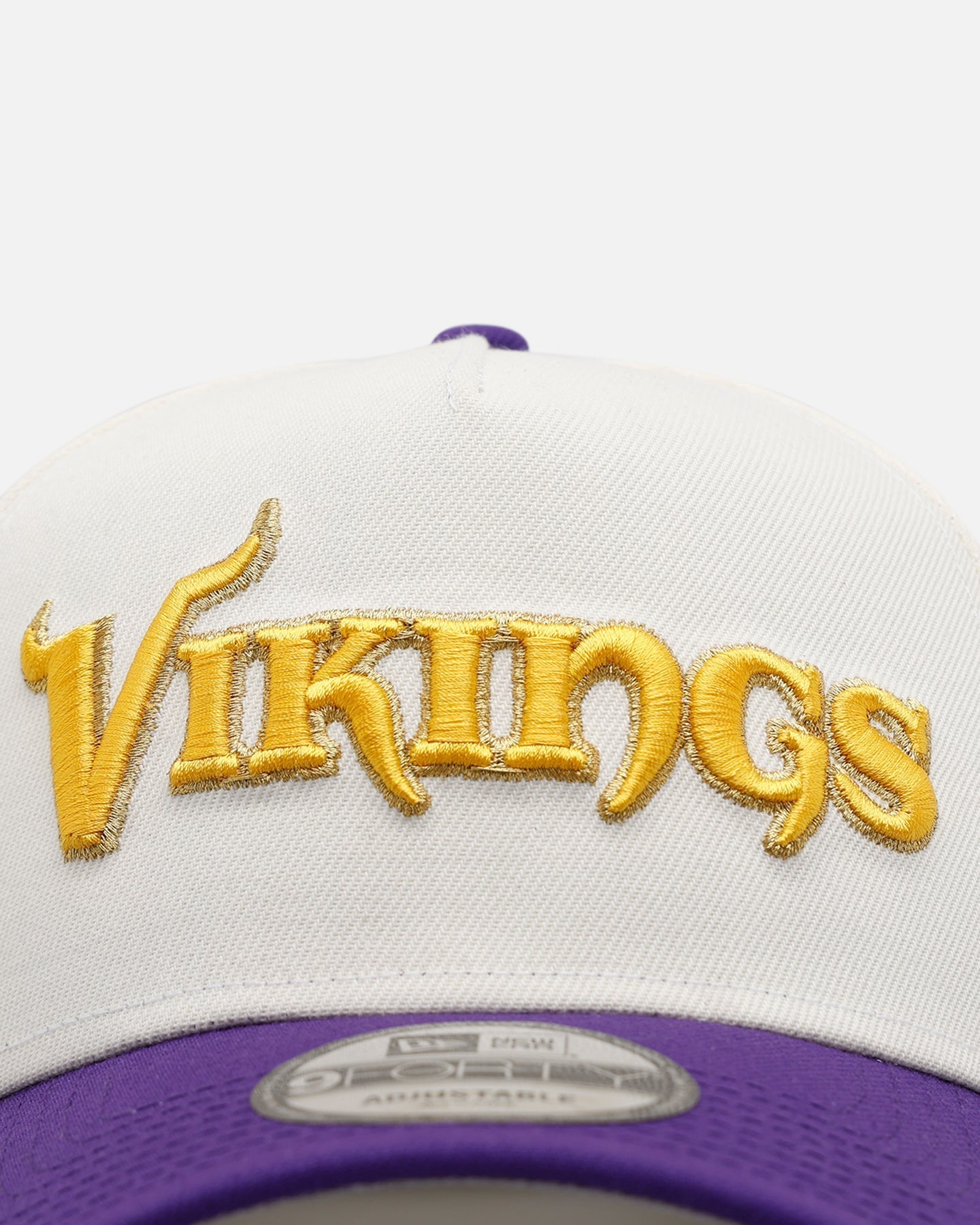 New Era Minnesota Vikings 'Chrome Metallic Wordmark' 9FORTY A-Frame Snapback Chrome