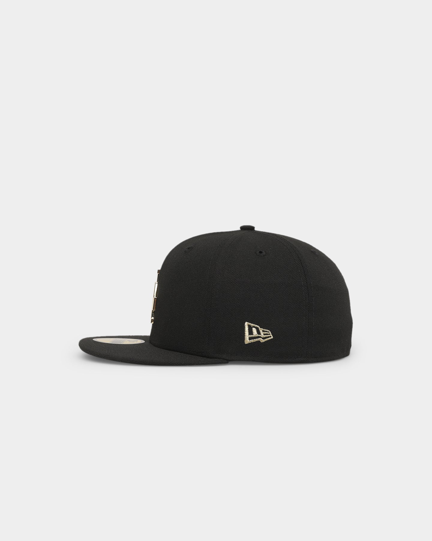 New Era Los Angeles Dodgers 'Metal Badge' 59FIFTY Fitted Black/Gold Metal