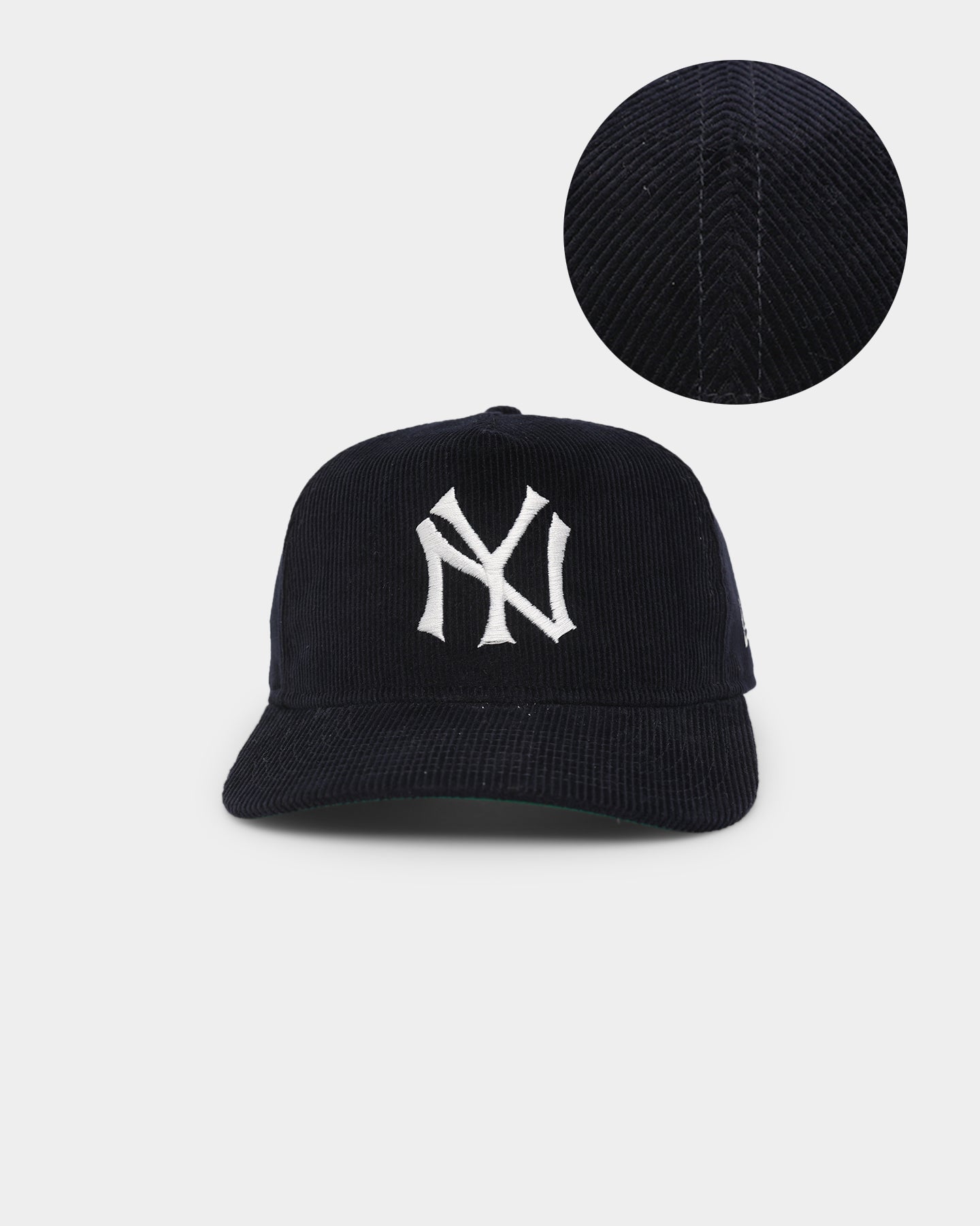 New Era New York Yankees 'Throwback Corduroy' Golfer Snapback Navy