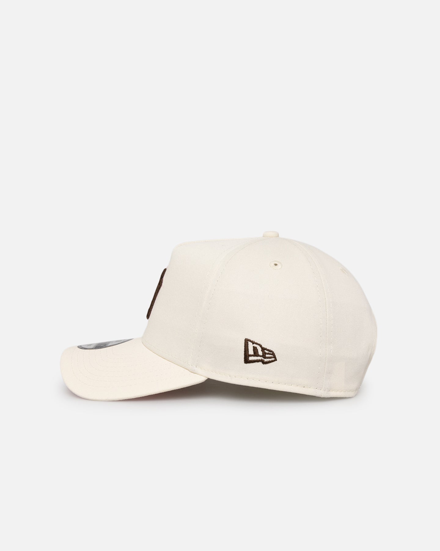 New Era New York Yankees 'Neapolitan Chrome' 9FORTY A-Frame Snapback Chrome/Pink Met