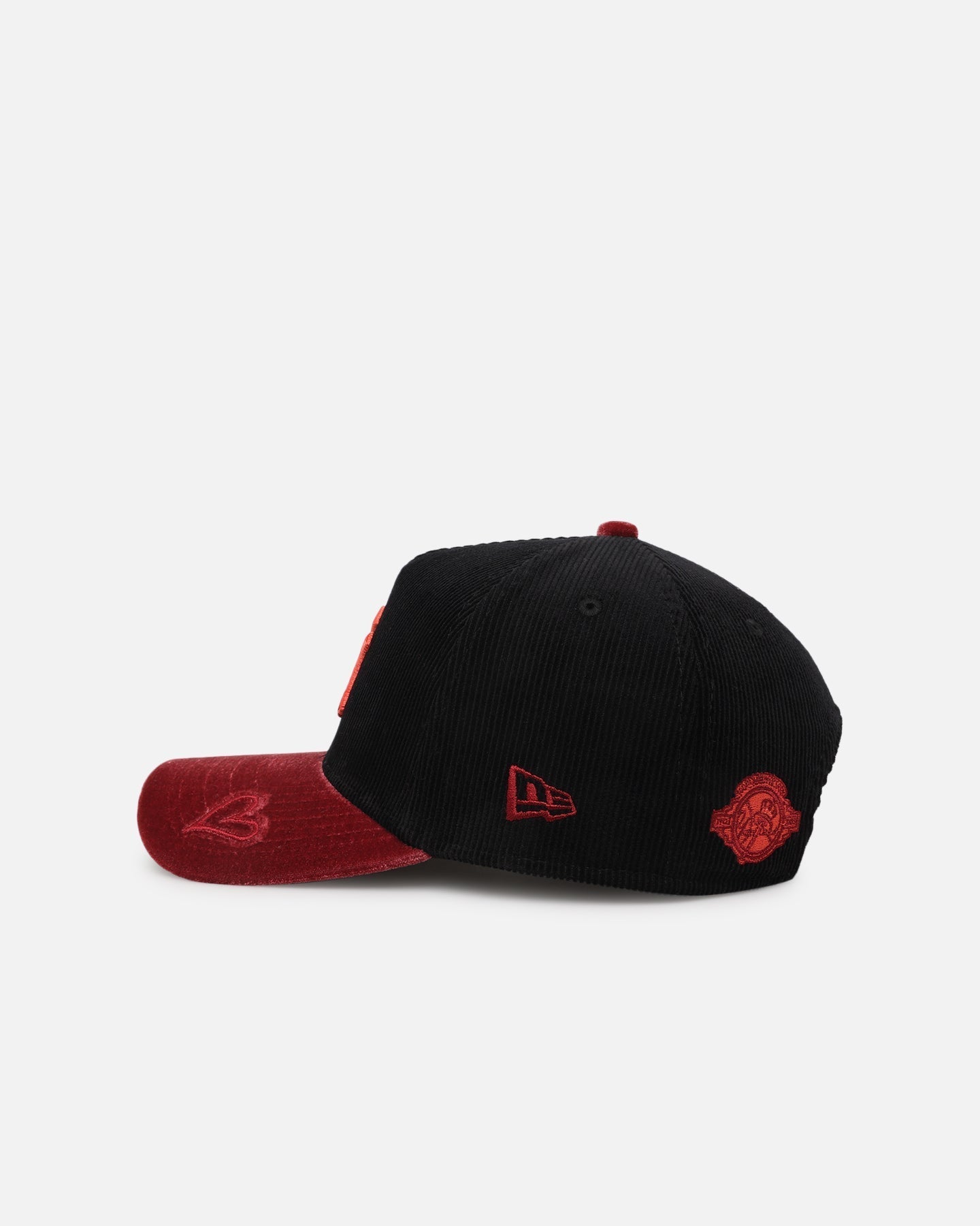 New Era New York Yankees 'Velvet Cord Certified Lover' 9FORTY A-Frame Premium Corduroy Snapback Violet