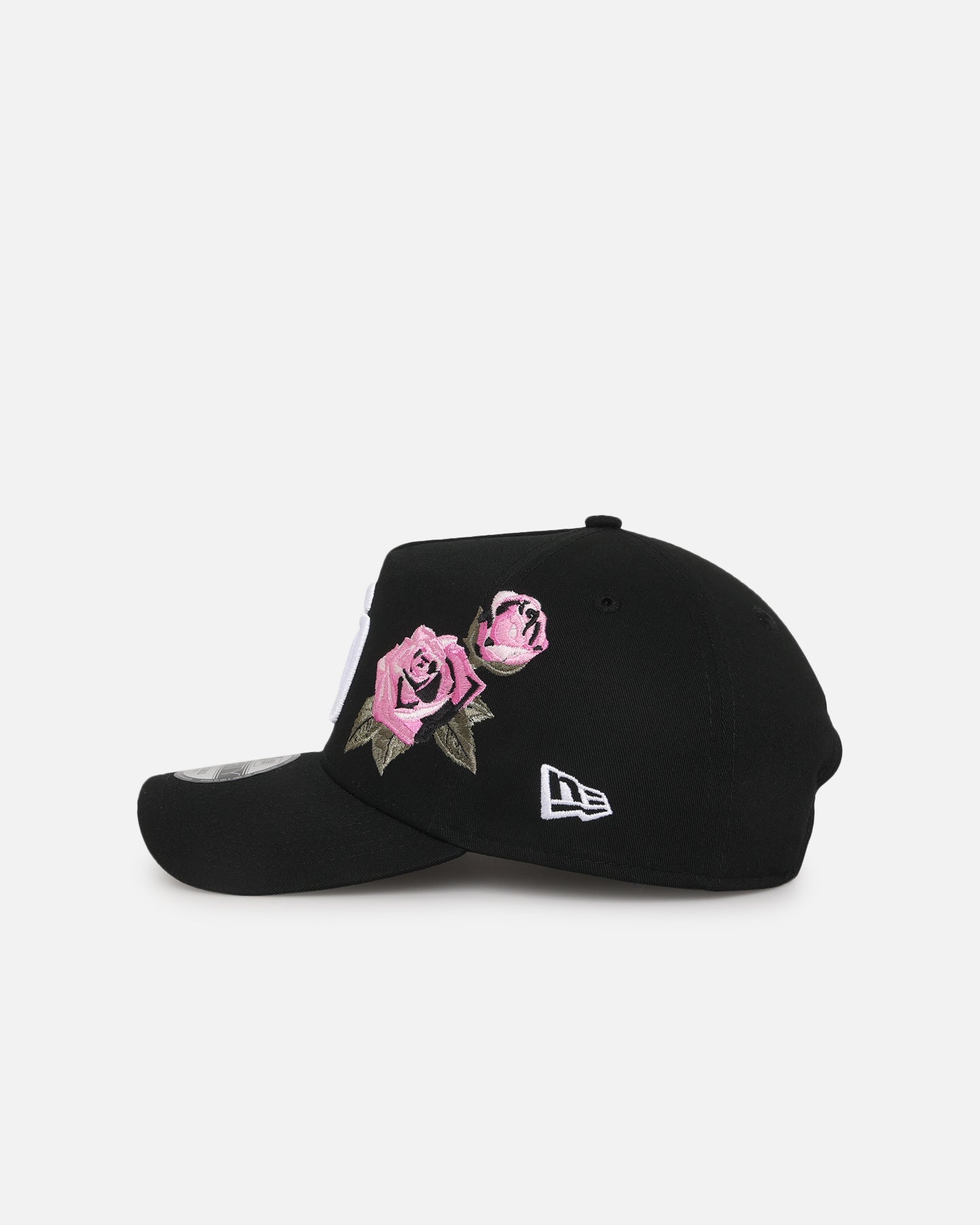 New Era San Diego Padres 'Pink Rose Embroidery' 9FORTY A-Frame Snapback Black/Pink