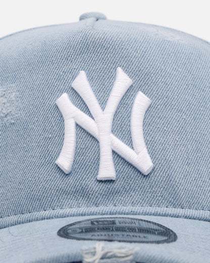 New Era New York Yankees 'Distressed Denim' 9FORTY A-Frame Snapback Light Wash Denim