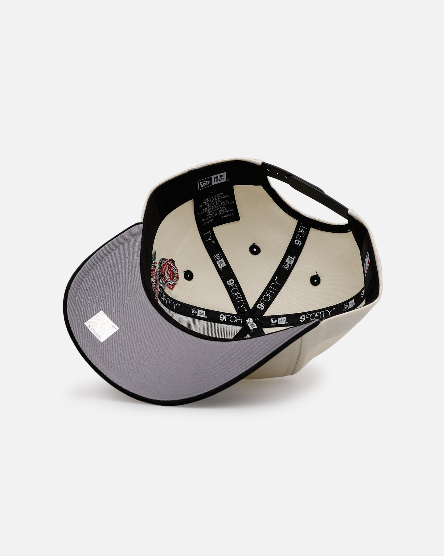 New Era Los Angeles Lakers 'Chrome Black Roses' 9FORTY A-Frame Snapback Chrome/Black