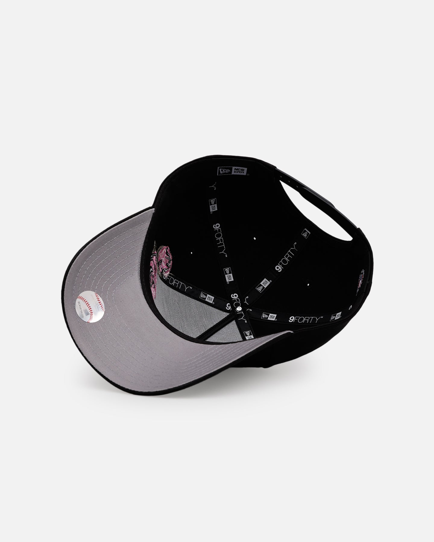 New Era Atlanta Braves 'Pink Rose Embroidery' 9FORTY A-Frame Snapback Black/Pink