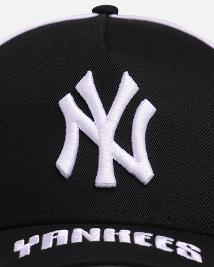 New Era New York Yankees 'Piping' 9FORTY A-Frame Snapback Black/White