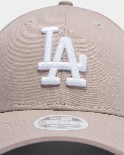 New Era Women's Los Angeles Dodgers 9FORTY Strapback Dusk/White