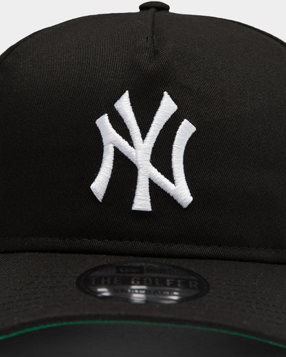 New Era Men's New York Yankees Mini Logo Old Golfer Snapback Black/OTC