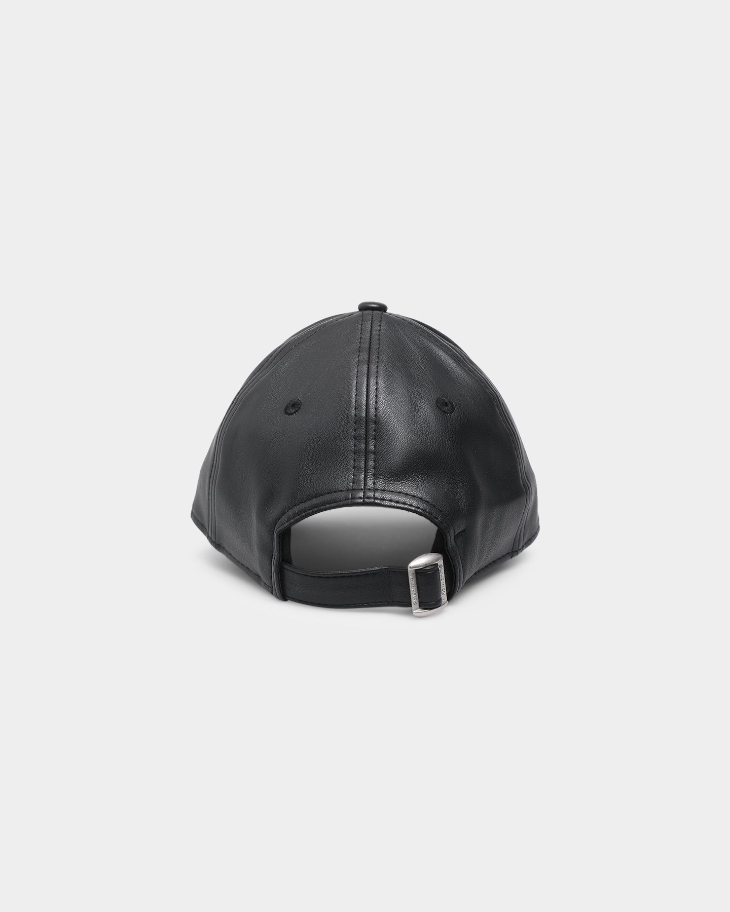 New Era Women's New York Yankees 'PU Leather' 9FORTY Casual Strapback Black/White