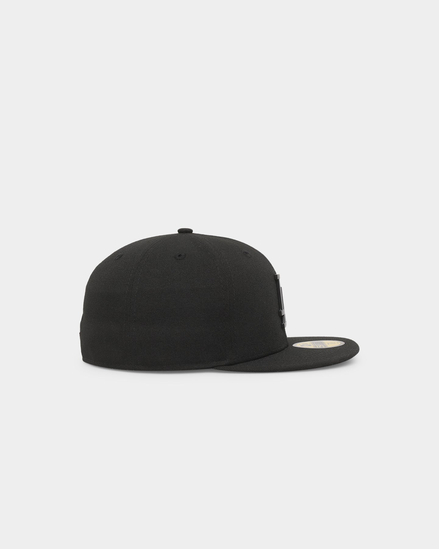 New Era Los Angeles Dodgers 'Metal Badge' 59FIFTY Fitted Black/Black